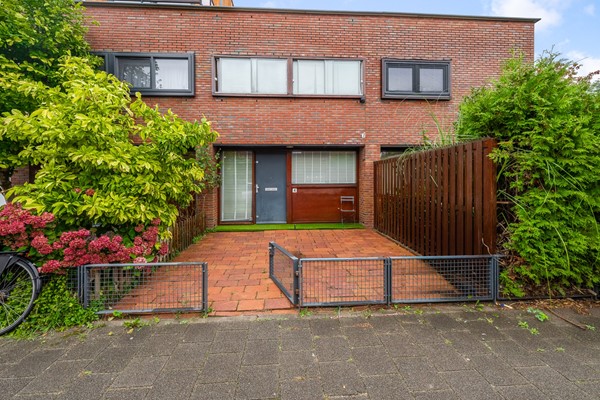 Medium property photo - Bertha Von Suttnerstraat 4, 1103 ME Amsterdam